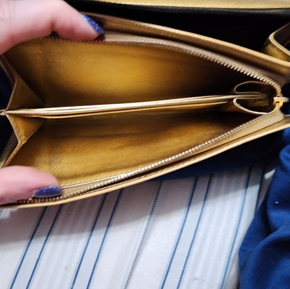 Prada Saffiano double snap metallic gold EUC wallet with Chain and chain insert - Picture 5 of 8